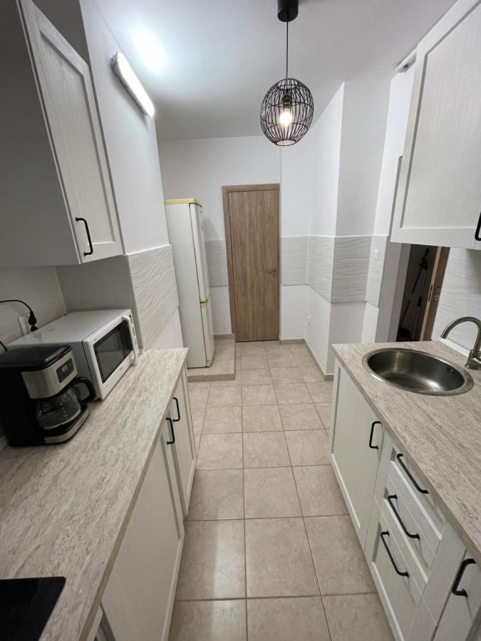 3 Rooms Apartament In The City Center Of Bucharest Bucareste Exterior foto